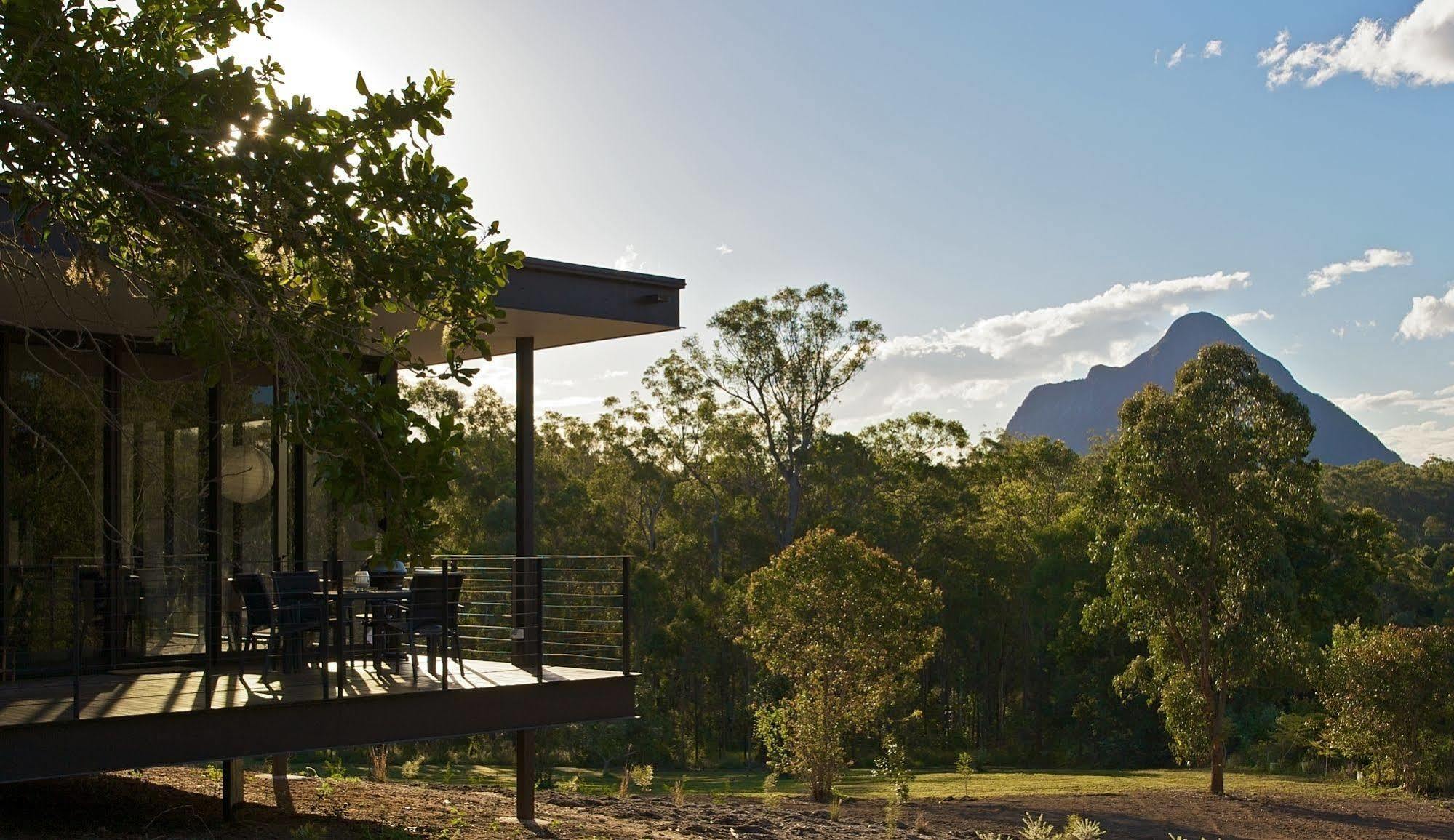 Vidrio en Invernadero Glass House Mountains Exterior foto